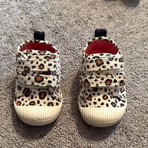 Cat & Jack Leopard Print Kids Sneakers